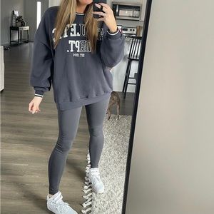 Oversized Women’s Sweatshirt